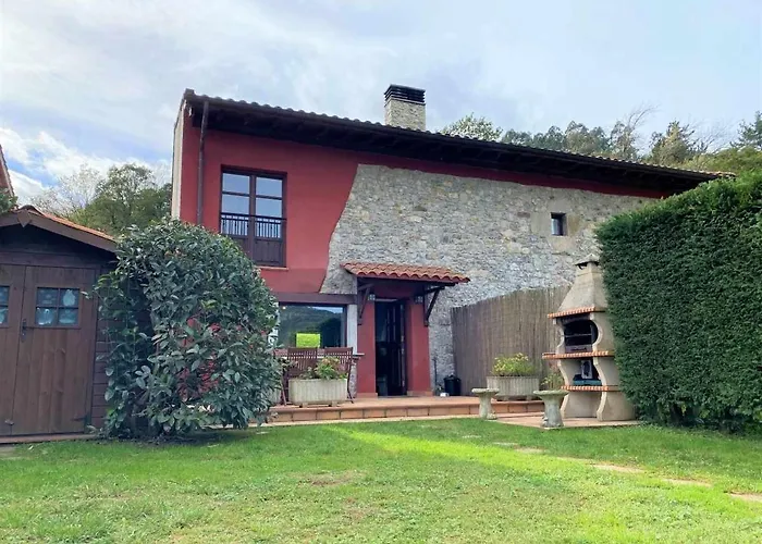 La Casina De Orfeo En Cuenco Cangas De Onis